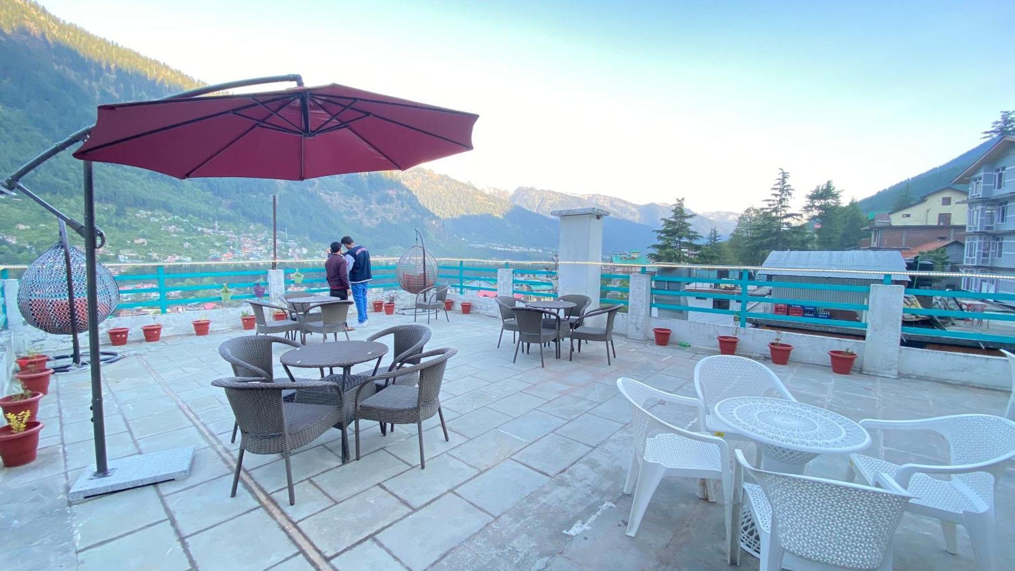 Hotel Meadows View Manali  Bagian luar foto