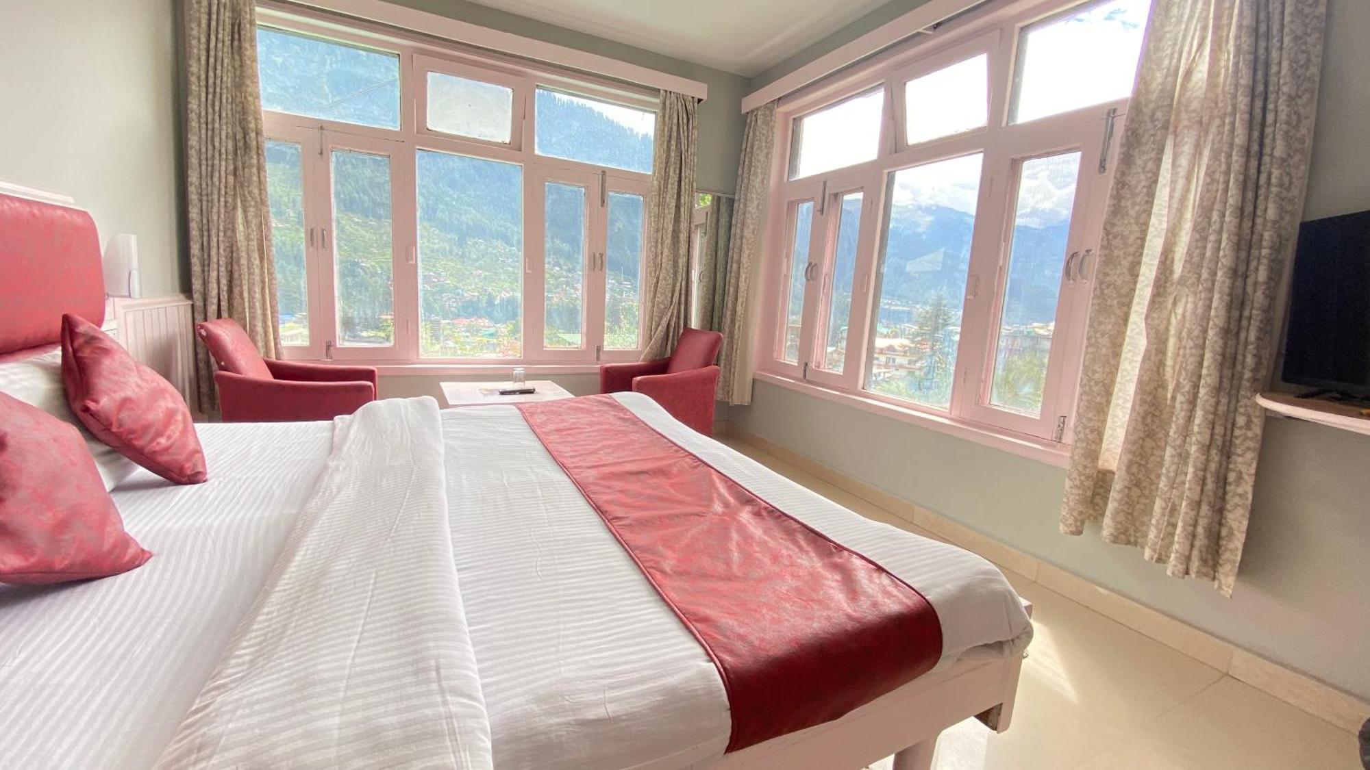 Hotel Meadows View Manali  Bagian luar foto